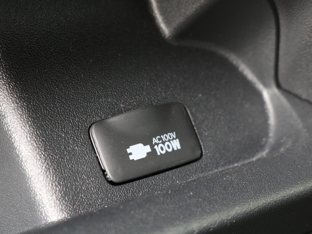 アクセサリー100V電源！