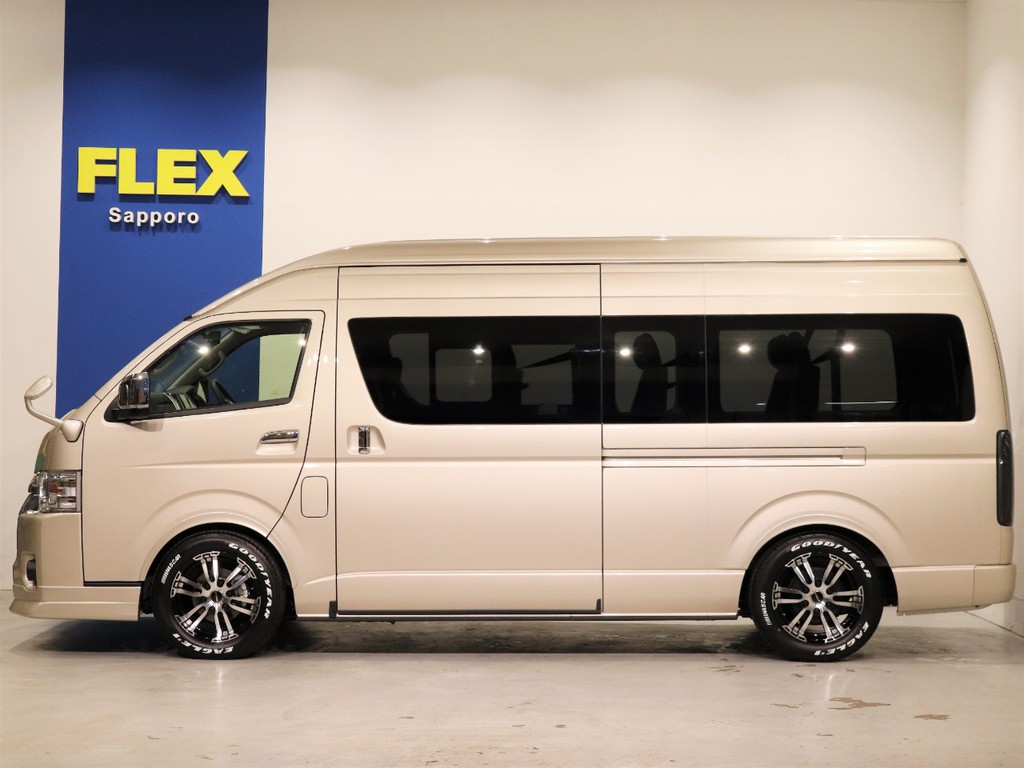 片側パワースライドドア装備車！