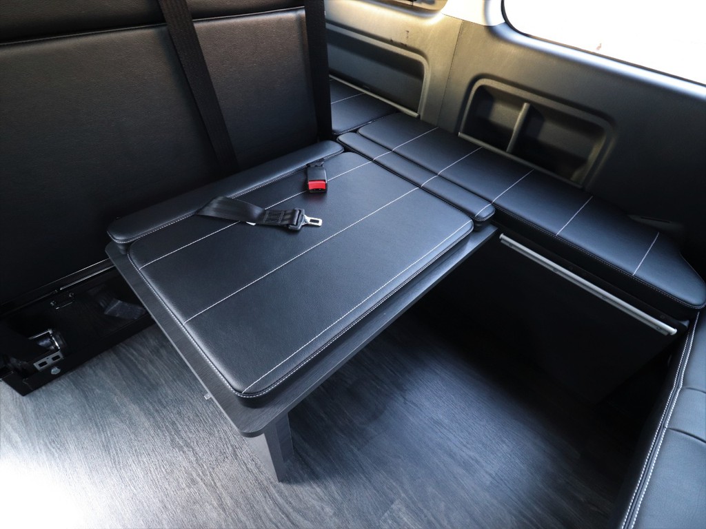 ３列目１名掛けシート！