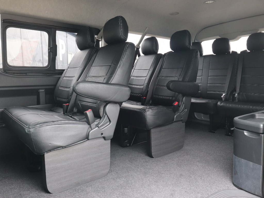 10人乗りワゴンGLとなります！