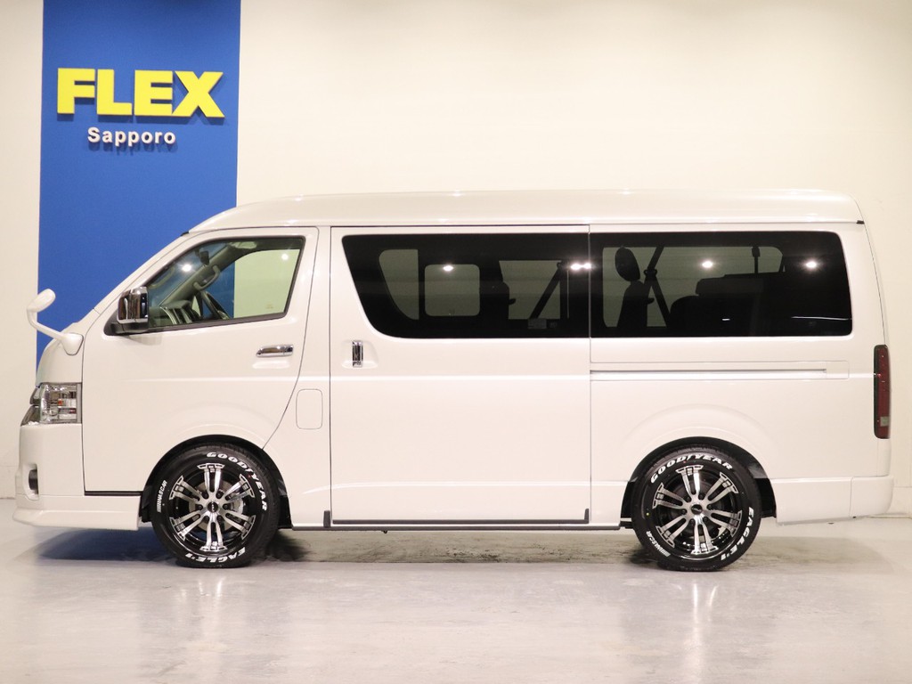 パワースライドドア付き！