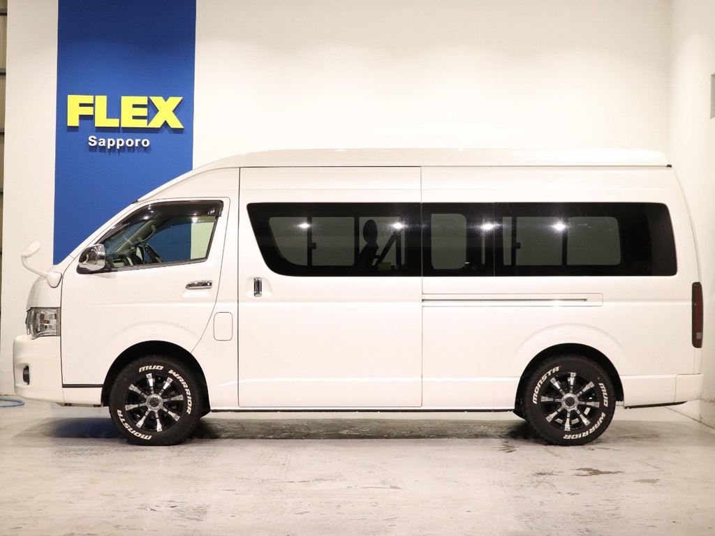 パワースライドドア付き！