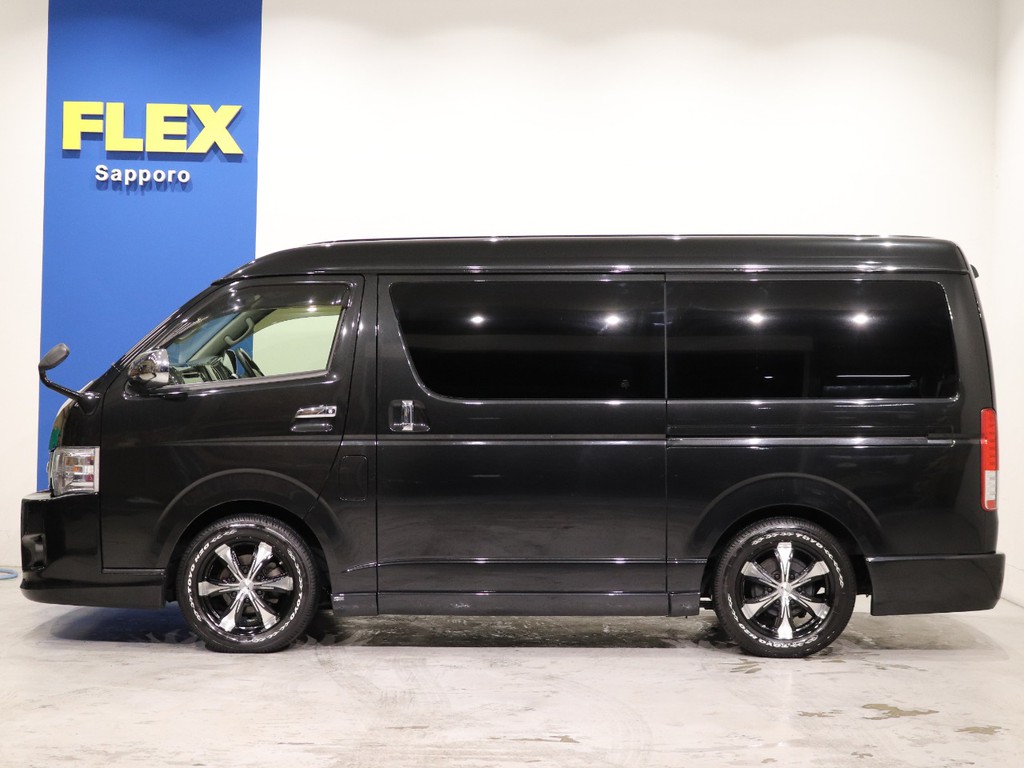 パワースライドドア付き！