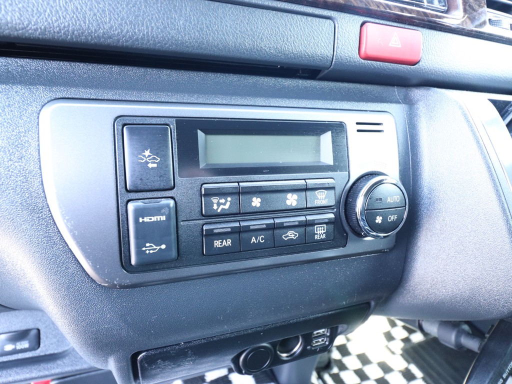 HDMI接続可能なので、携帯とのミラーリングも可能です！