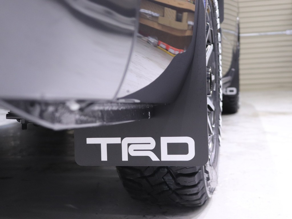 TRDマッドフラップ！