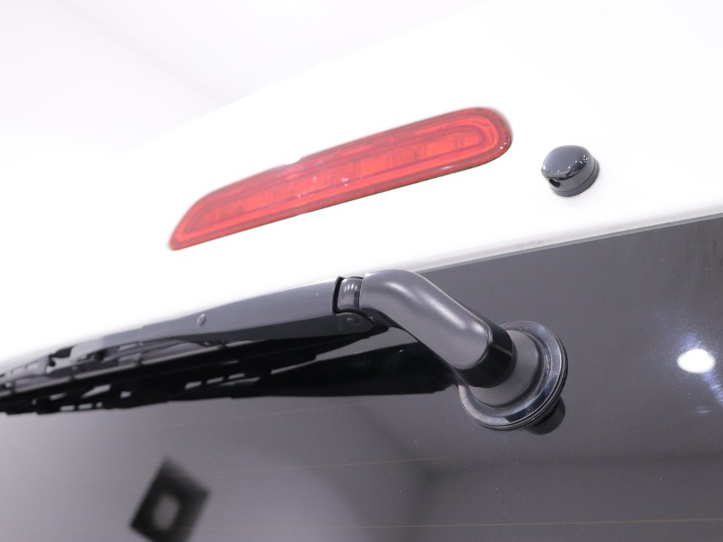 LEDハイマウントへのご変更も可能となっております！
