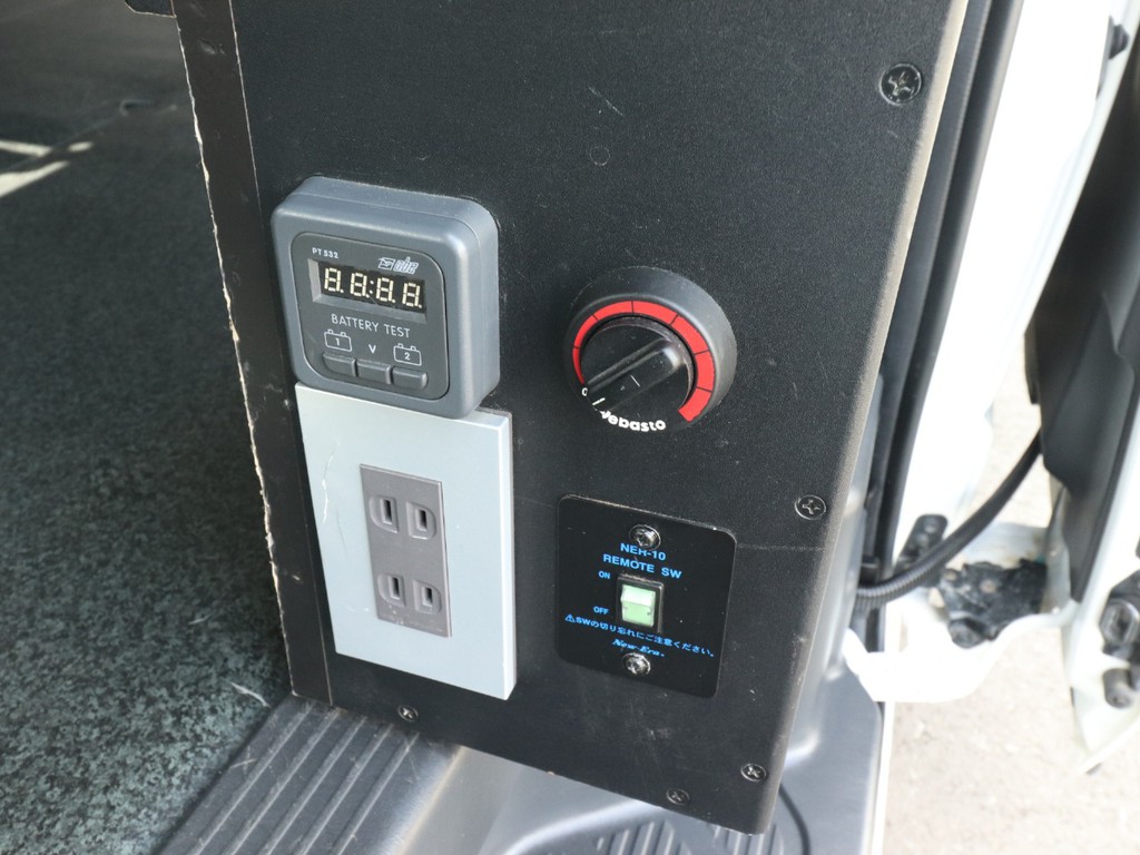 キャンピング装備多数搭載済み！