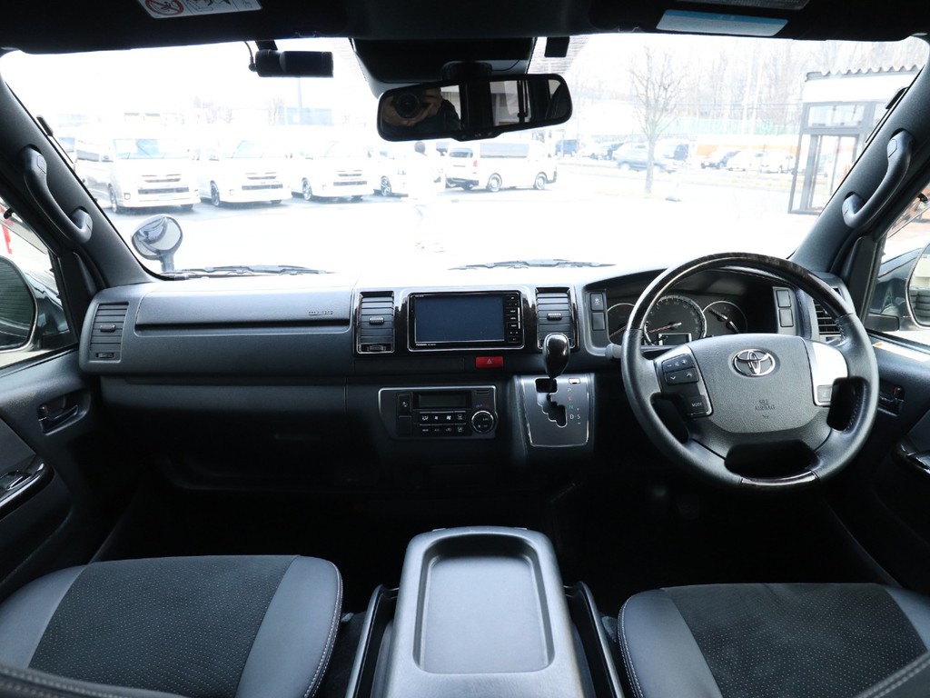 特別仕様車専用コックピット