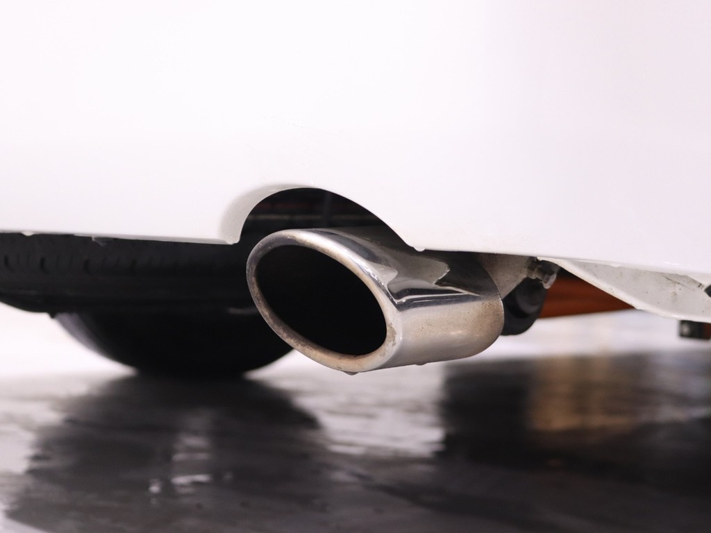 マフラーカッター付き！