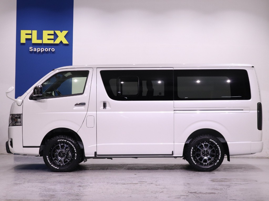 両側小窓付き車両！