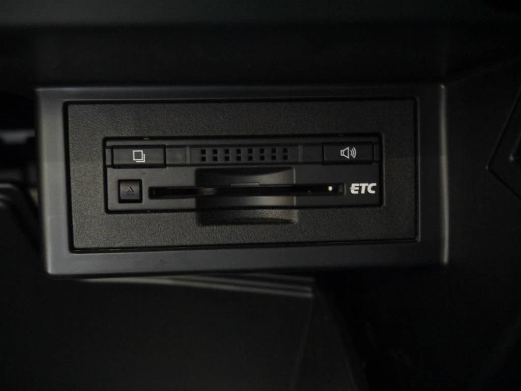 今では必需品のＥＴＣも装備されております！