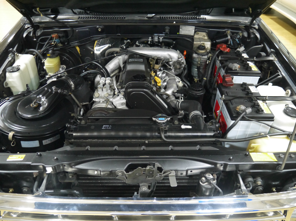 耐久性に優れた３０００ＣＣディーゼルターボの１ＫＺエンジン！