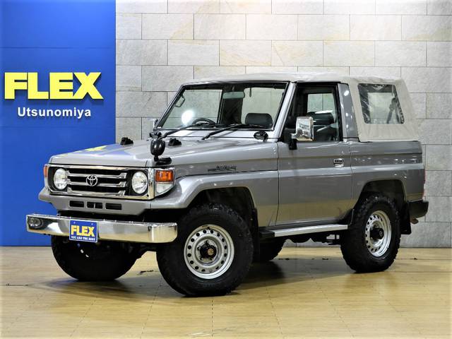 平成１２年ランクル７１最終型ディーゼル車！大変希少な幌車ですよ♪５速MT！ノーマルコンディションでのご案内です！