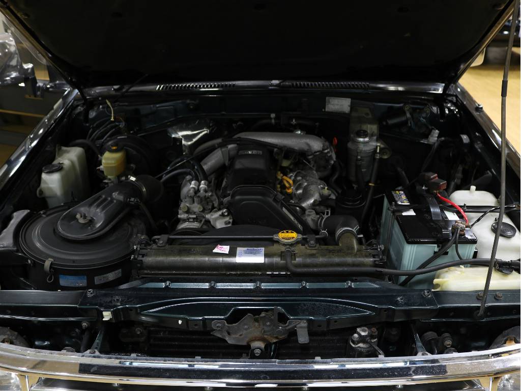 ３０００CCディーゼルターボエンジン！大変好評の１KZエンジンです?