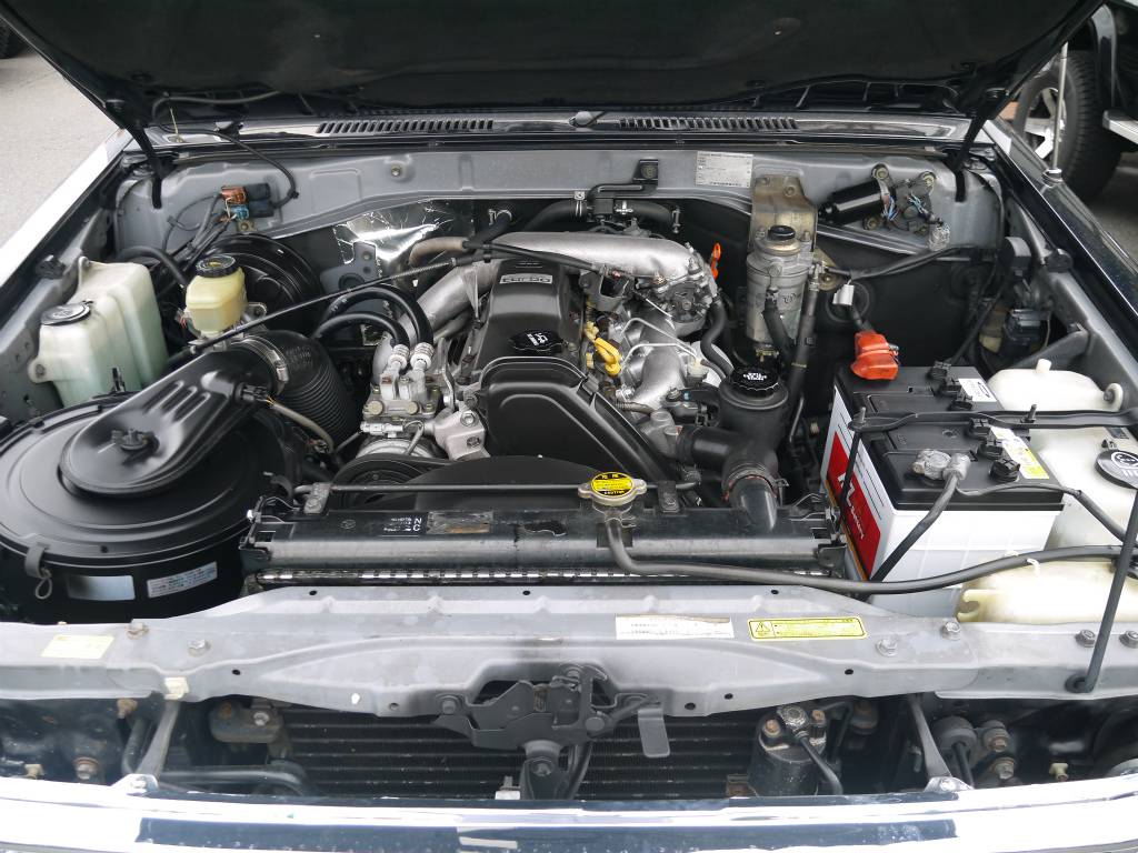 評判の良い１ＫＺエンジン！３０００ＣＣのディーゼルターボです！