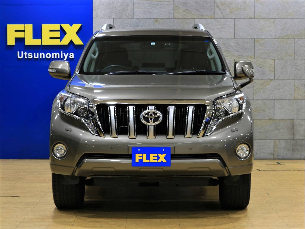 フロントビュー