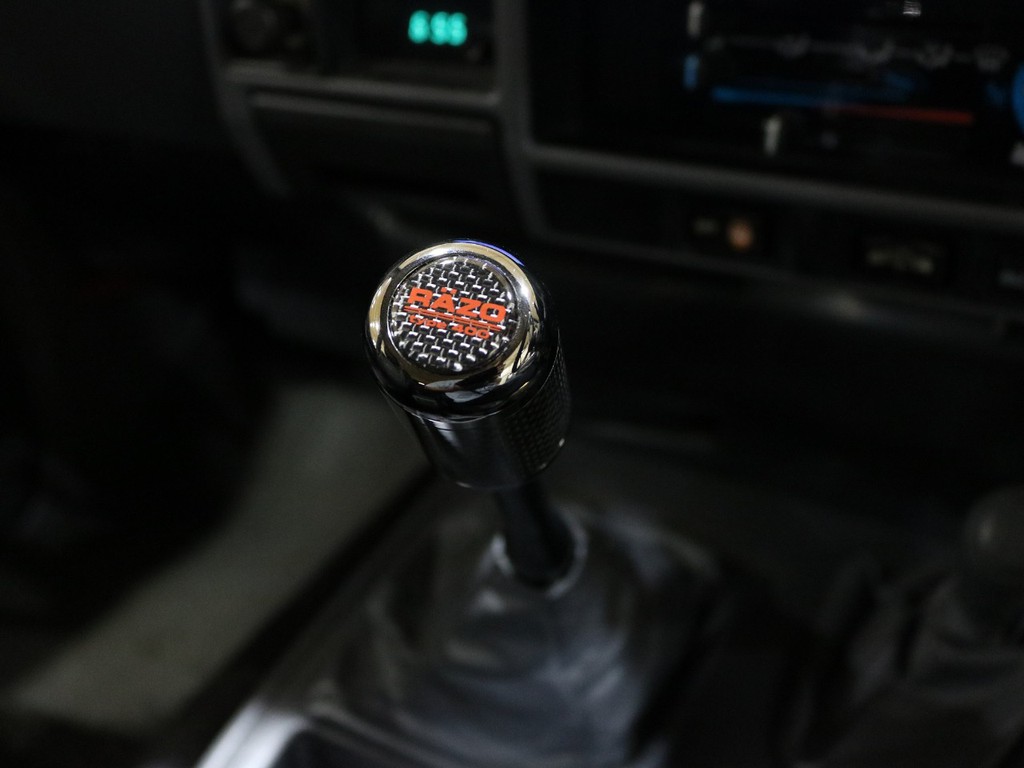 ３０００ｃｃのターボ付きエンジンと５速MTのレスポンスは最高です！