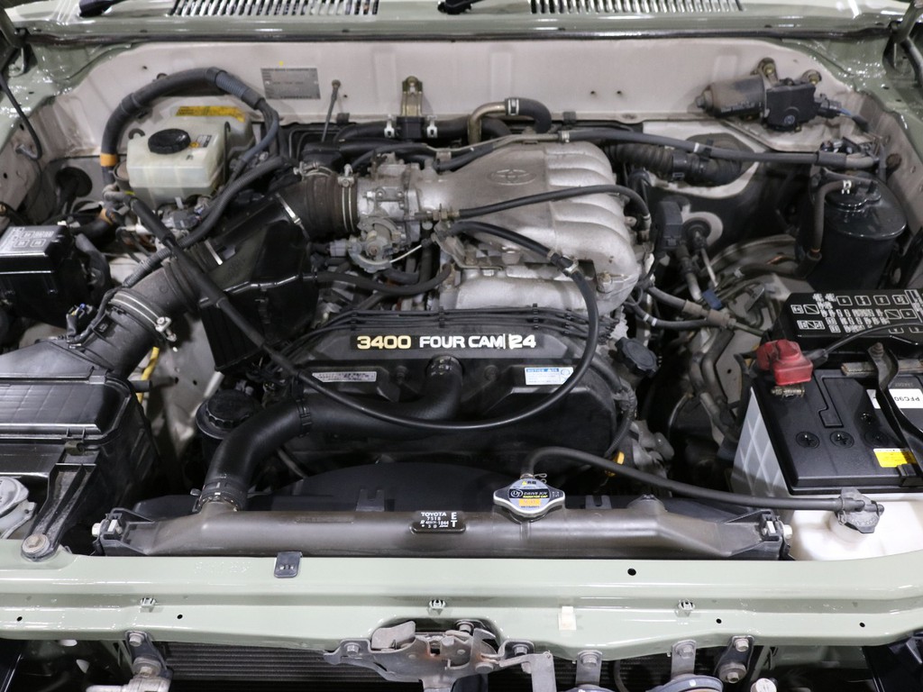パワフルな3400ccのエンジン！