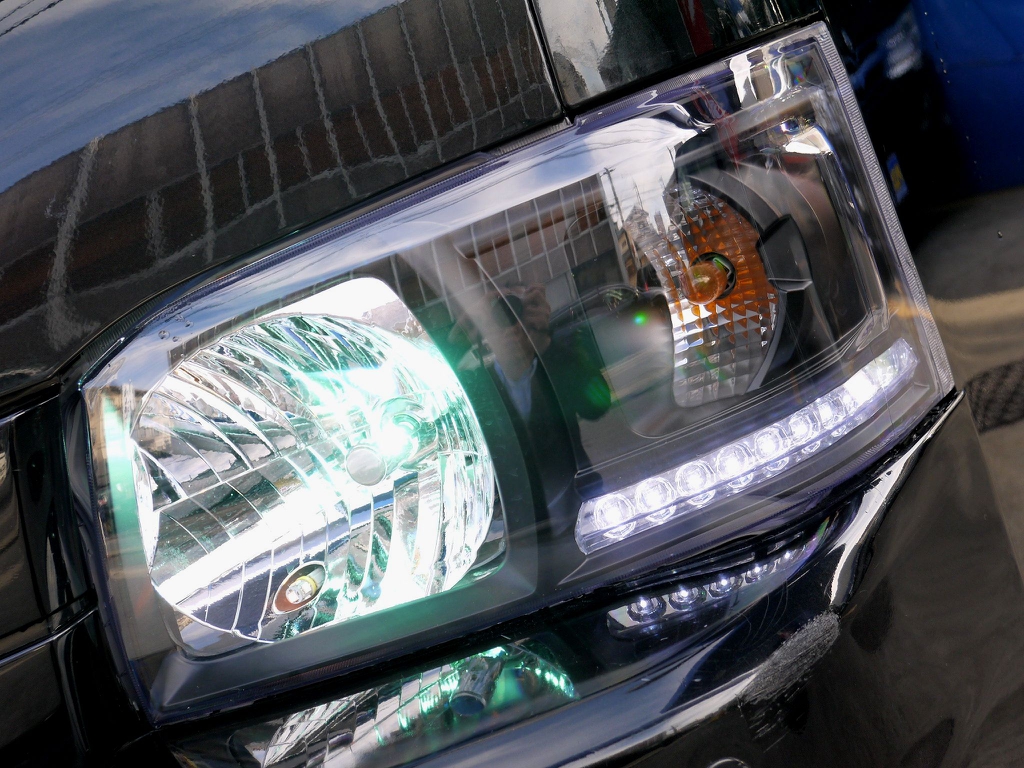 社外インナーブラックヘッドライト　ＨＩＤバルブ　ＬＥＤライン！！