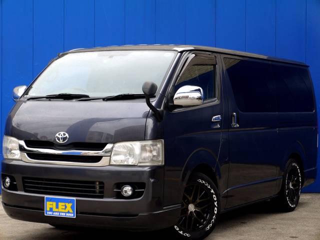 Ｈ２０年式ハイエース スーパーＧＬ ツインナビ ベットキットカスタムが入庫しました！！