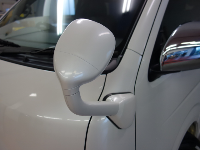 アンダーミラーも同色ペイント済み！！