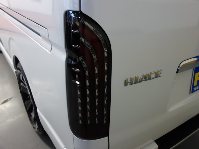 オリジナル煌きテールライト装備！！