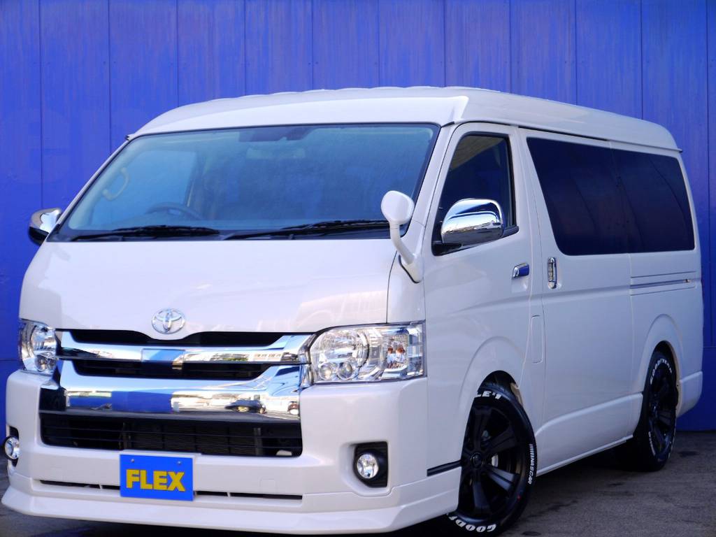 新車ハイエースワゴンＧＬ ツインナビ ライトカスタムパッケージが入庫しました！！