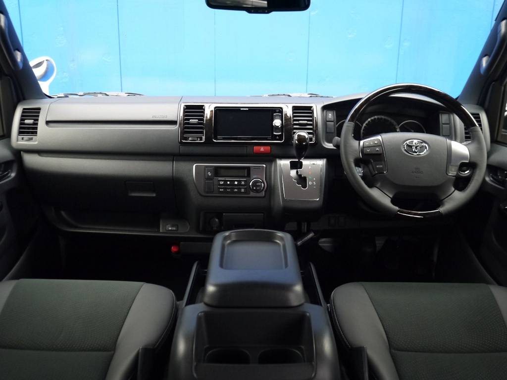 特別仕様車ならではの充実したインテリア！！