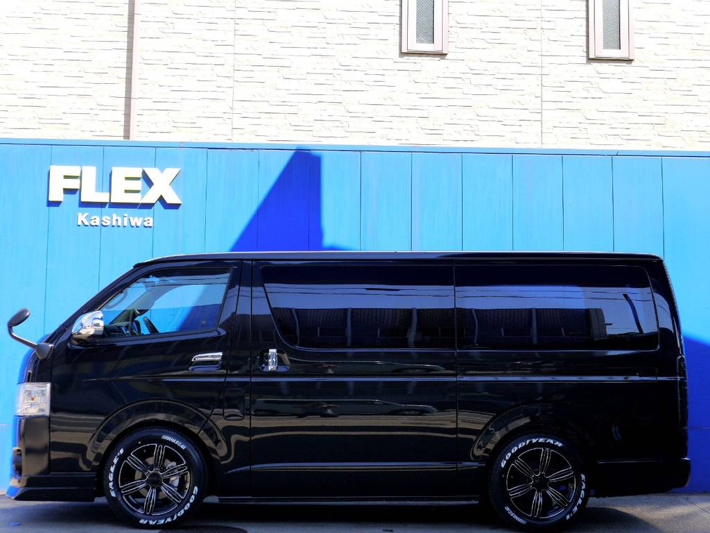 メーカーオプション 両側パワースライドドア完備！！フルエアロの追加オーダーもお任せください！！