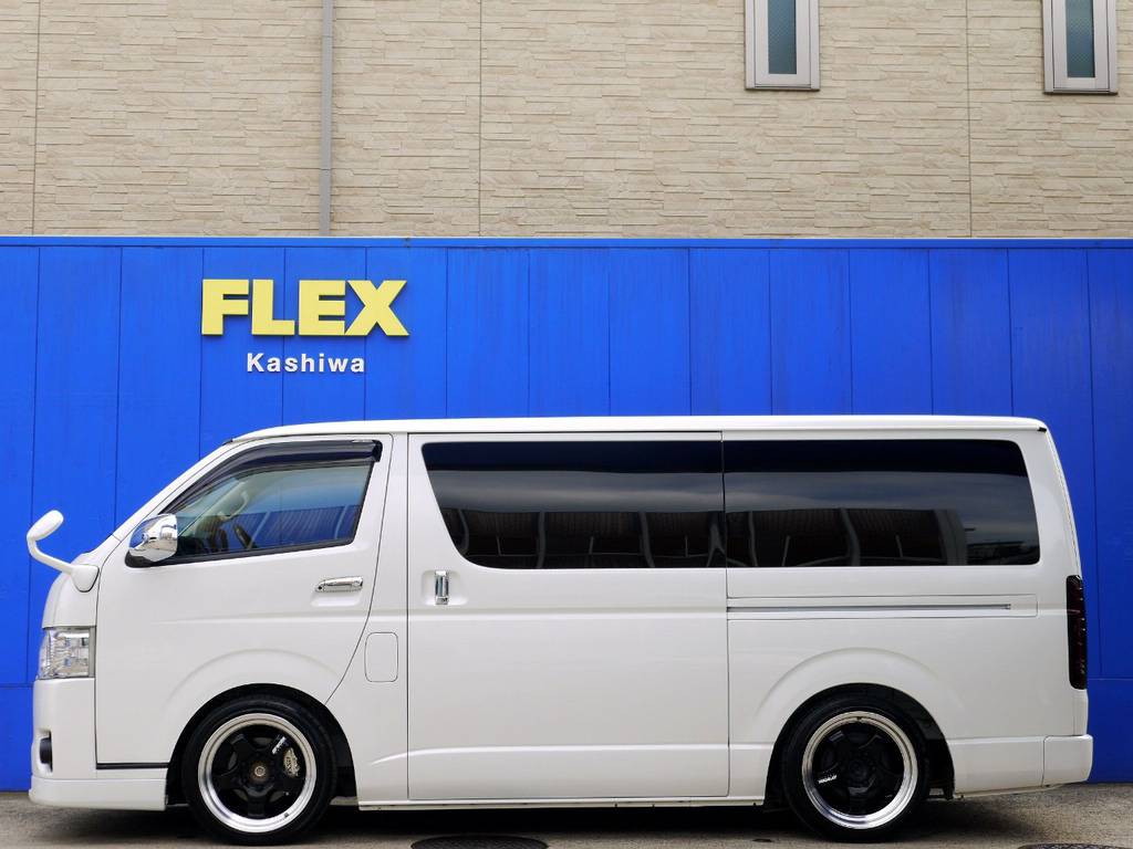 メーカーオプション 両側パワースライドドア完備！！