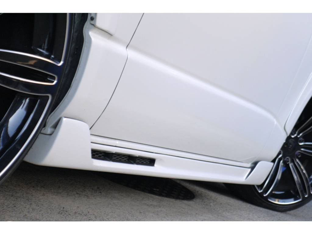 ４１５ＣＯＢＲＡ ＣＯＮＣＥＰＴⅡサイドステップは塗り分けペイント済！！