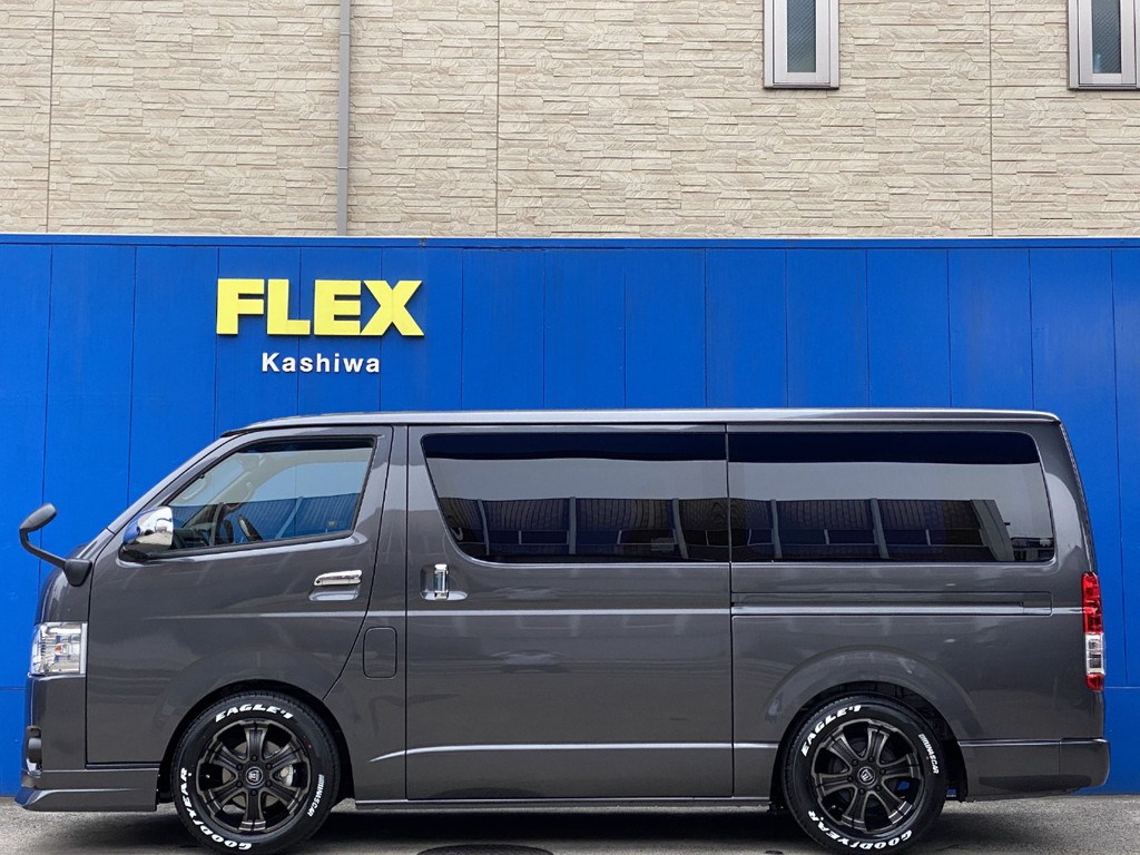 メーカーオプション 両側パワースライドドア完備！！フルエアロなどの追加オーダーもお任せください！！