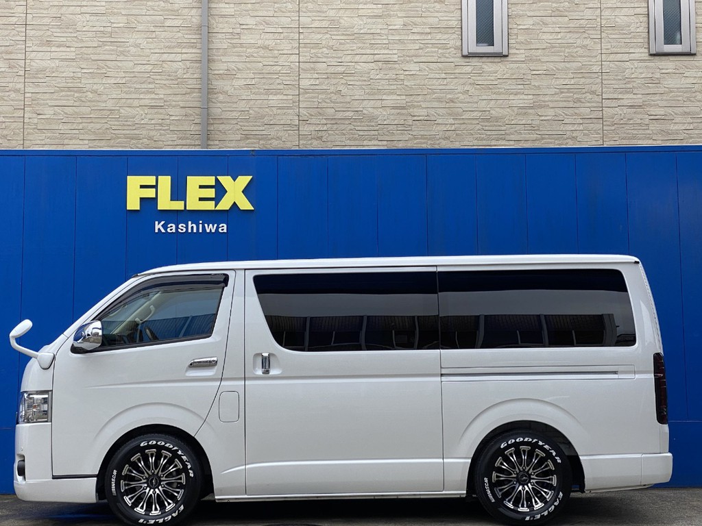メーカーオプション 両側パワースライドドア完備！！フルエアロの追加オーダーもお任せください！！
