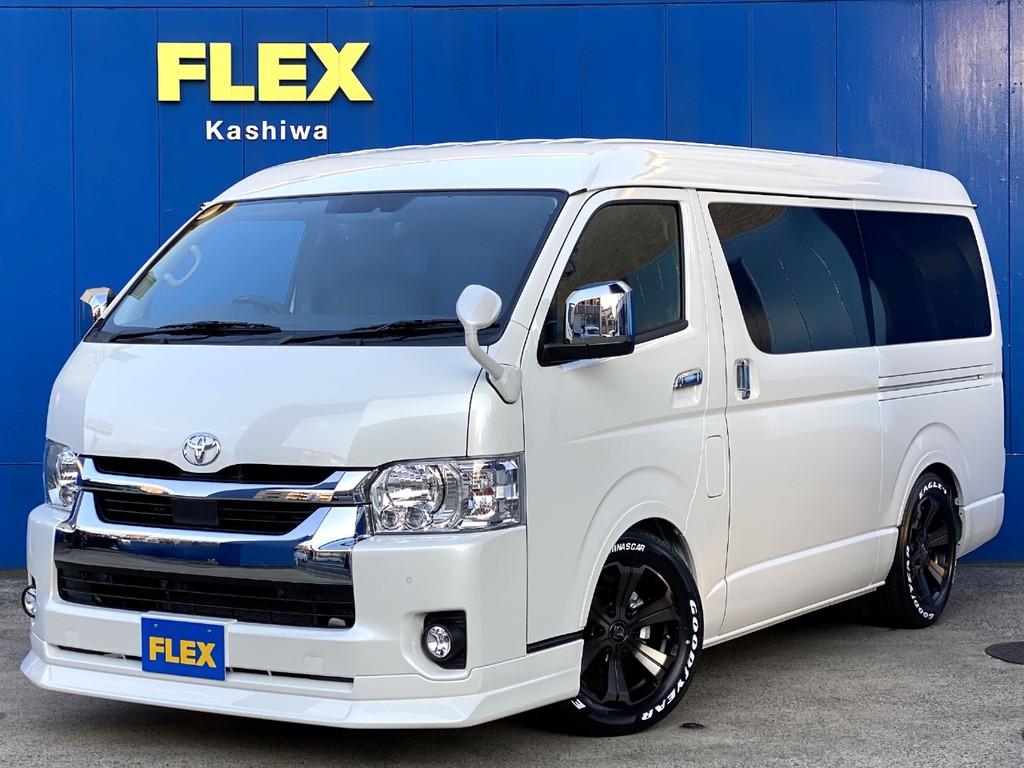 新型ハイエース ワゴンＧＬ トリプルナビパッケージが入庫しました！！