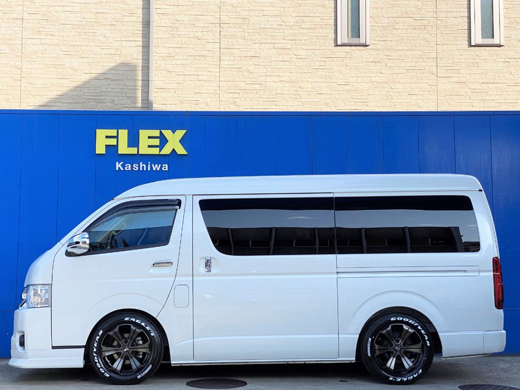 １．５インチローダウン施工済！！メーカーオプション パワースライドドアもついてますよ☆
