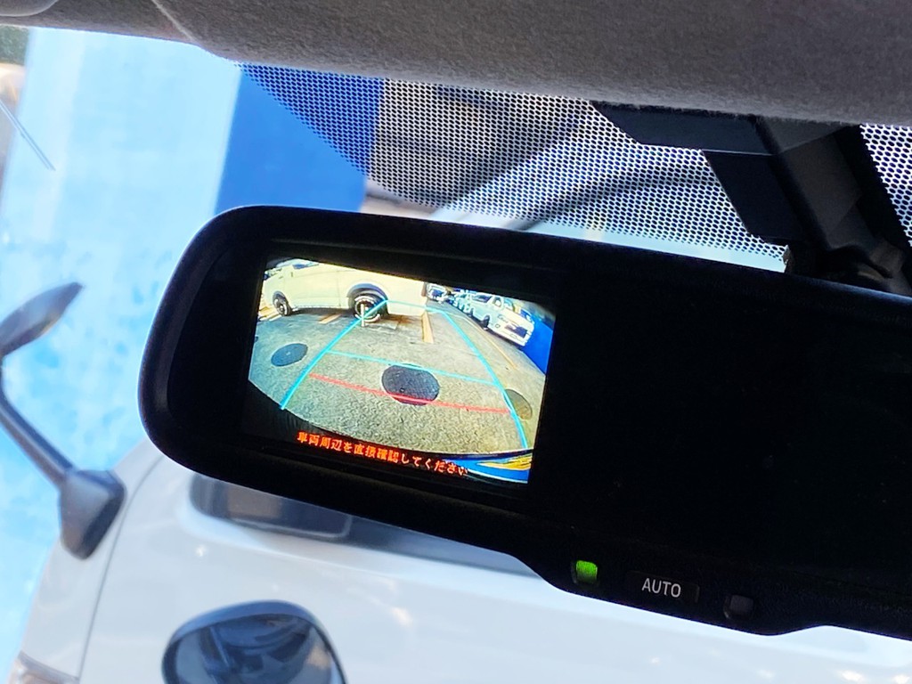 メーカーオプション リア防眩バックカメラミラー！！