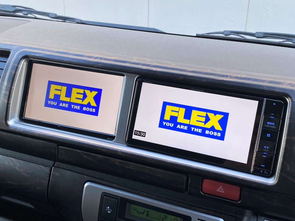 カロッツェリア サブモニター完備！！