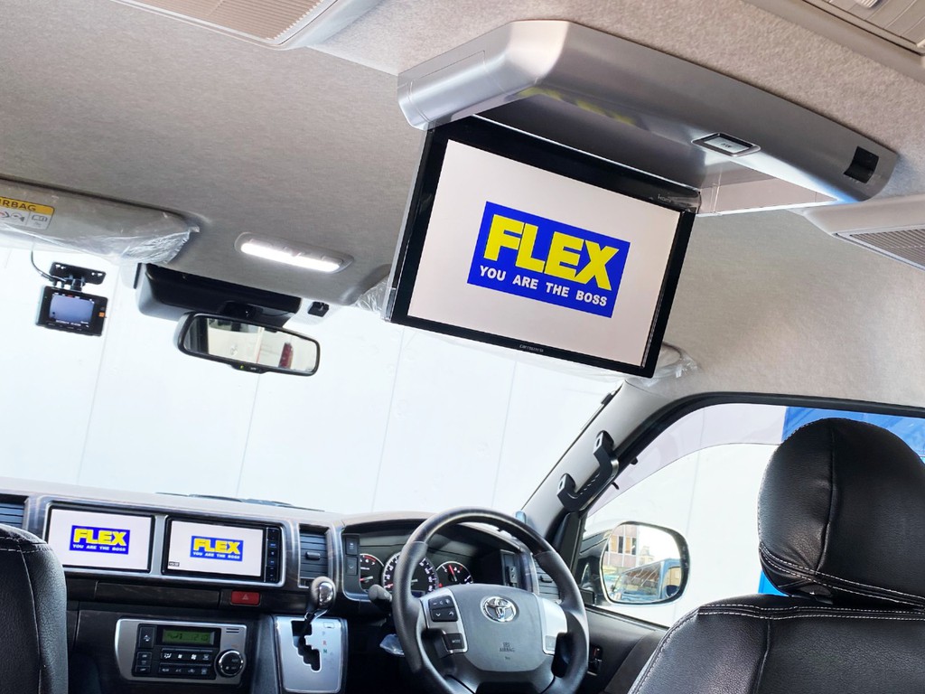 後席専用カロッツェリア フリップダウンモニター完備！！