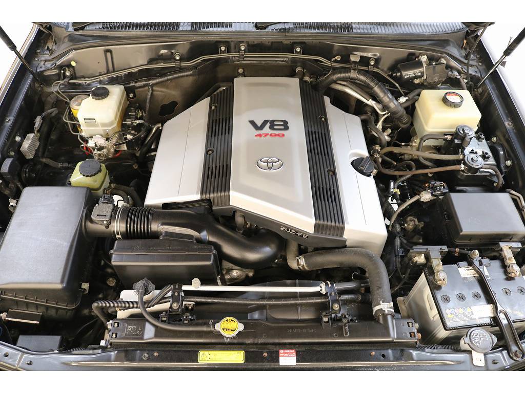 世界中で定評のあるＶ８エンジン☆