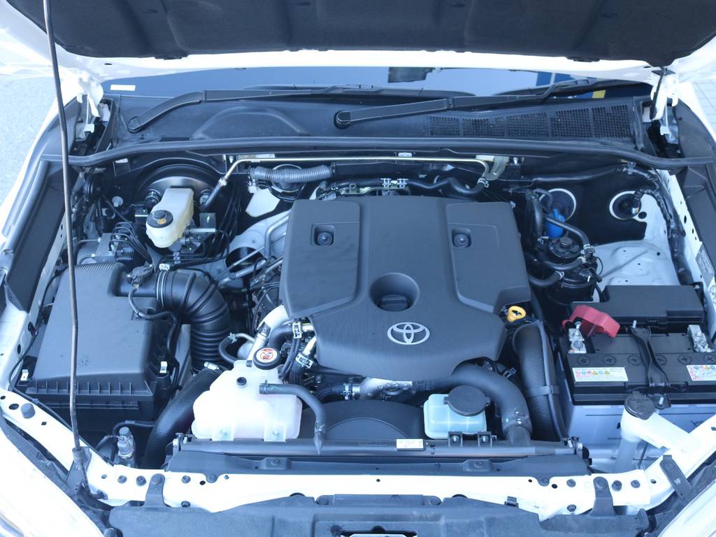 2.4Lディーゼルターボエンジン搭載！軽油ですので経済的です！