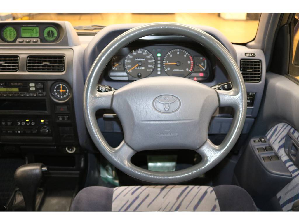 運転席／助手席エアバック付き♪