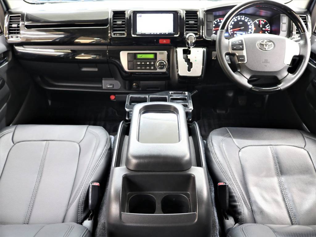 【Ｈ２６ ４型ハイエースＶ ４ＷＤ Ｓ－ＧＬ】
