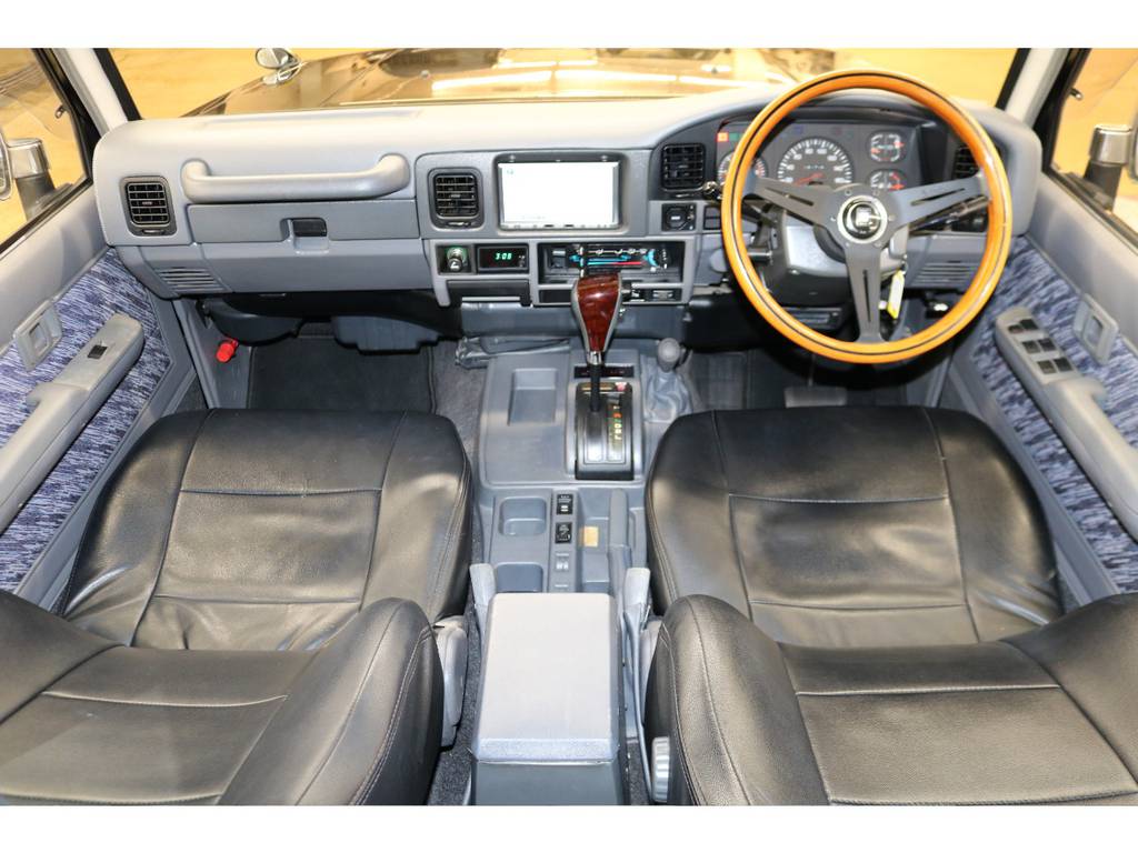 内装は当店にてルームクリーニング済みとなりますので綺麗な状態です♪