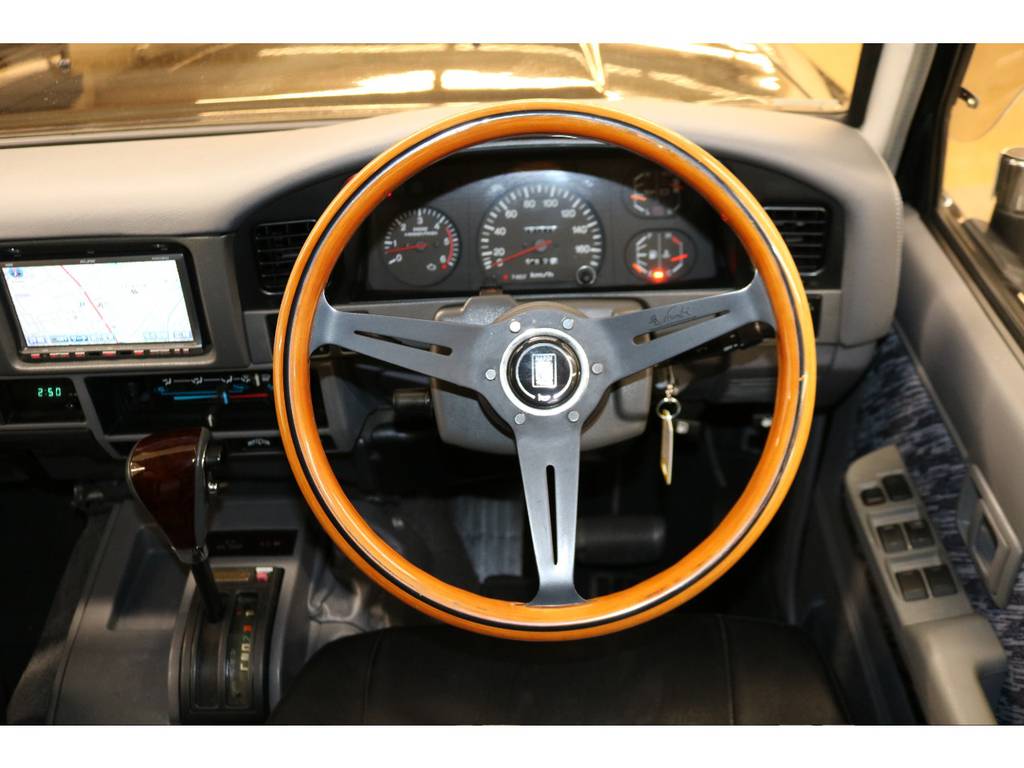 ナルディウッドステアリング☆