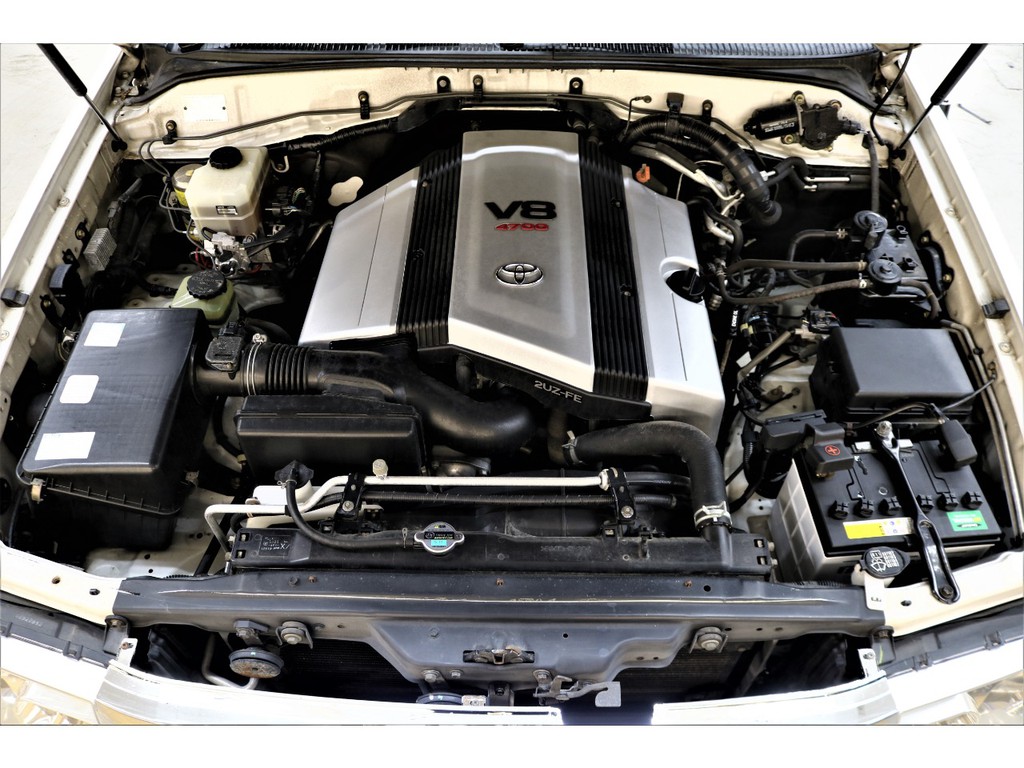 世界中に人気のＶ８エンジン搭載☆