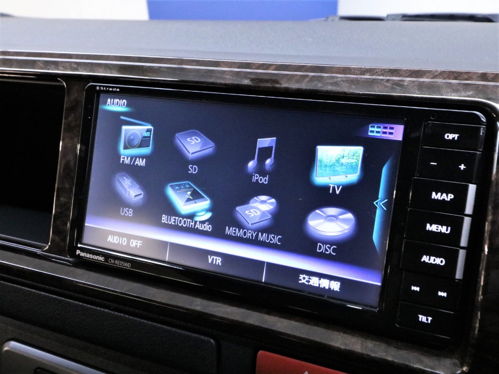 パナソニックストラーダＳＤナビ！フルセグＴＶ！Ｂｌｕｅｔｏｏｔｈｍｕｓｉｃ！