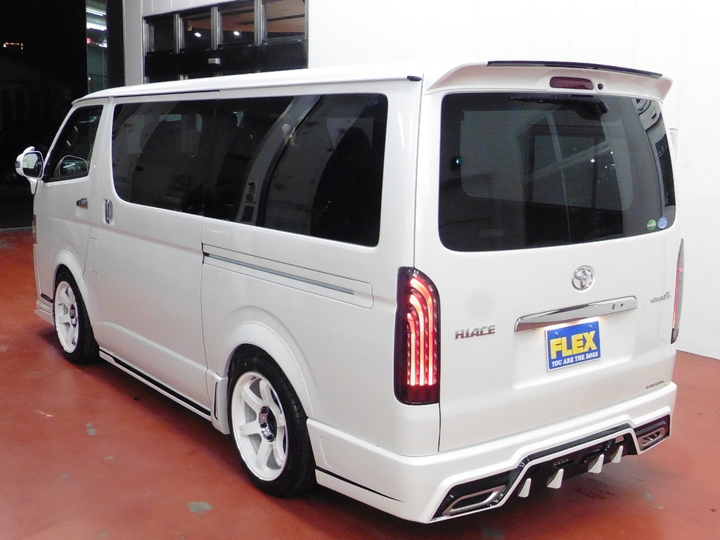 フルエアロの車両はどの角度から見てもカッコいいですね♪
