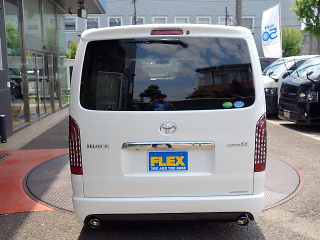 リアビューもしっかりカスタマイズ済み！！