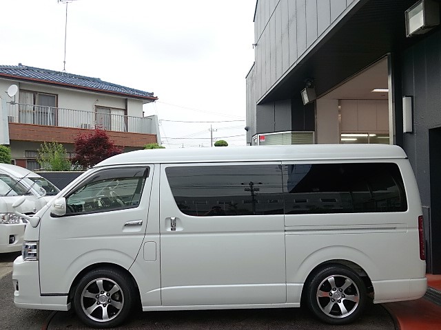 リアフィルム５面施工済み！！