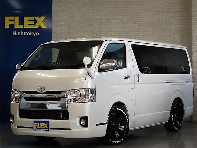 新車ハイエーススーパーＧＬパールホワイト２８００ディーゼル入庫致しました！！